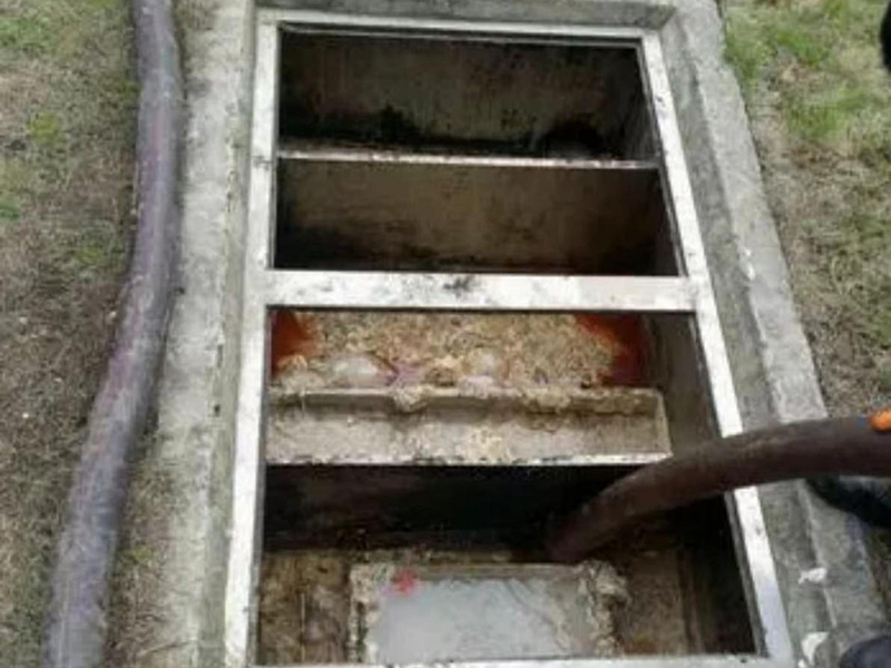 肃北隔油池清理