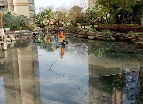 肃北景观池淤泥清理